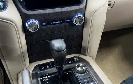 Toyota Land Cruiser 200, 2013 год, 4 400 000 рублей, 10 фотография