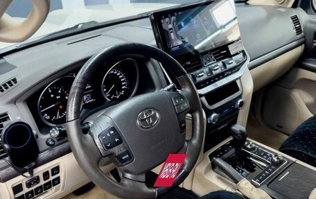 Toyota Land Cruiser 200, 2013 год, 4 400 000 рублей, 7 фотография