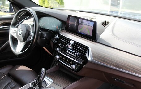 BMW 5 серия, 2018 год, 3 880 000 рублей, 8 фотография