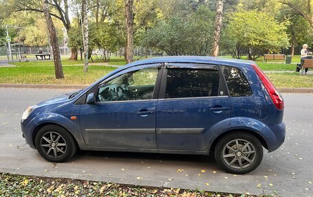 Ford Fiesta, 2007 год, 620 000 рублей, 3 фотография