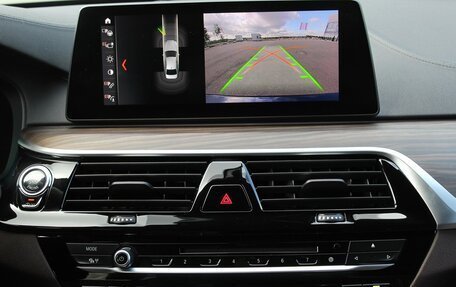 BMW 5 серия, 2018 год, 3 880 000 рублей, 13 фотография