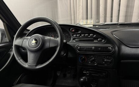 Chevrolet Niva I рестайлинг, 2012 год, 499 777 рублей, 13 фотография