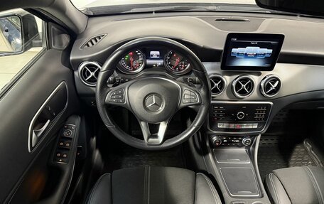 Mercedes-Benz GLA, 2019 год, 2 499 800 рублей, 10 фотография