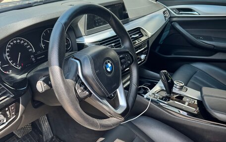 BMW 5 серия, 2017 год, 2 400 000 рублей, 7 фотография