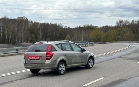 KIA cee'd I рестайлинг, 2010 год, 499 999 рублей, 2 фотография