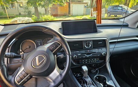 Lexus RX IV рестайлинг, 2019 год, 4 600 000 рублей, 8 фотография