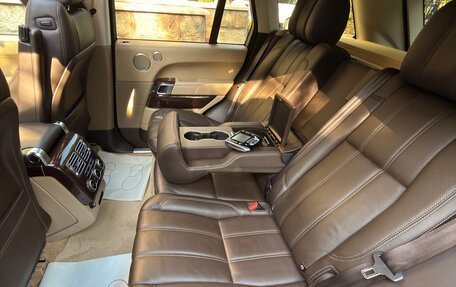 Land Rover Range Rover IV рестайлинг, 2013 год, 3 499 000 рублей, 23 фотография