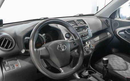 Toyota RAV4, 2011 год, 1 350 000 рублей, 5 фотография