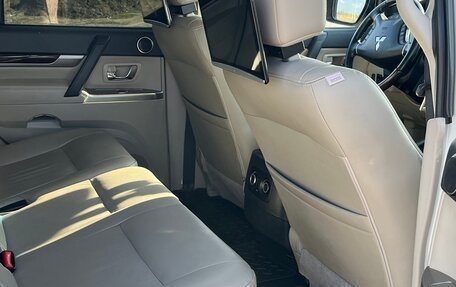 Mitsubishi Pajero IV, 2019 год, 3 400 000 рублей, 13 фотография