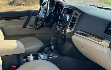 Mitsubishi Pajero IV, 2019 год, 3 400 000 рублей, 20 фотография