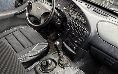 Chevrolet Niva I рестайлинг, 2005 год, 400 000 рублей, 5 фотография