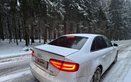 Audi A4, 2013 год, 950 000 рублей, 4 фотография