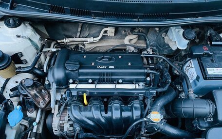 Hyundai Solaris II рестайлинг, 2012 год, 690 000 рублей, 8 фотография