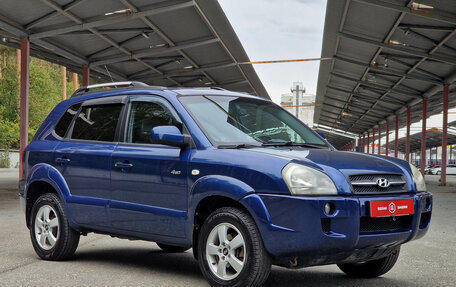 Hyundai Tucson III, 2005 год, 859 900 рублей, 2 фотография