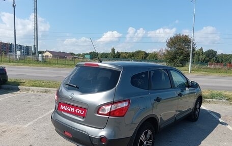 Nissan Qashqai+2 I, 2011 год, 900 000 рублей, 2 фотография