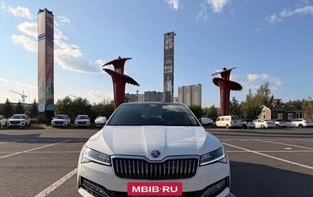 Skoda Superb III рестайлинг, 2023 год, 2 712 000 рублей, 2 фотография