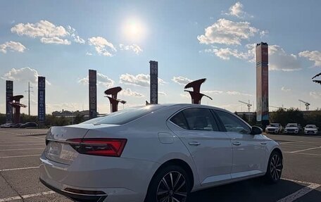 Skoda Superb III рестайлинг, 2023 год, 2 712 000 рублей, 7 фотография