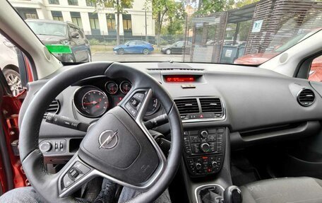 Opel Meriva, 2011 год, 1 150 000 рублей, 2 фотография