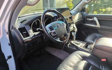 Toyota Land Cruiser 200, 2012 год, 3 920 000 рублей, 3 фотография