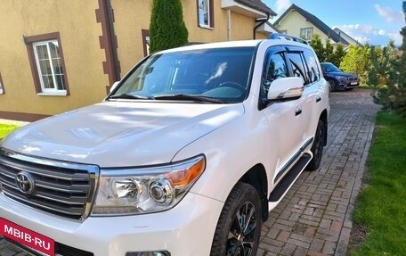 Toyota Land Cruiser 200, 2012 год, 3 920 000 рублей, 2 фотография