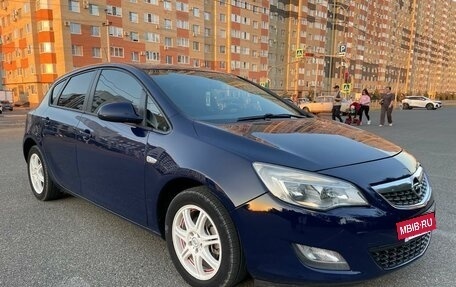 Opel Astra J, 2010 год, 645 000 рублей, 9 фотография