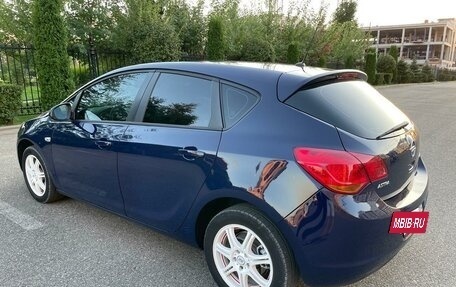 Opel Astra J, 2010 год, 645 000 рублей, 7 фотография