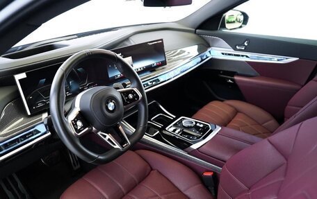 BMW 7 серия, 2023 год, 13 800 000 рублей, 9 фотография