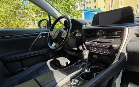 Lexus RX IV рестайлинг, 2020 год, 4 850 000 рублей, 13 фотография