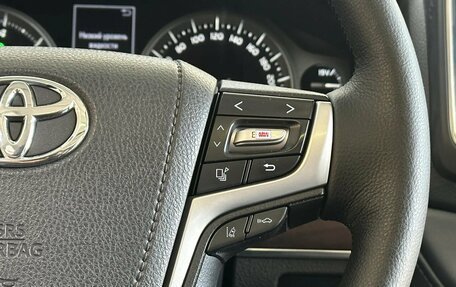 Toyota Land Cruiser 200, 2017 год, 6 950 000 рублей, 12 фотография