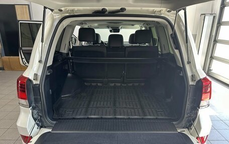 Toyota Land Cruiser 200, 2017 год, 6 950 000 рублей, 35 фотография
