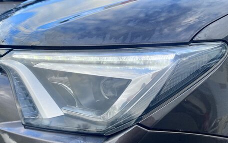 Toyota RAV4, 2018 год, 2 430 000 рублей, 14 фотография