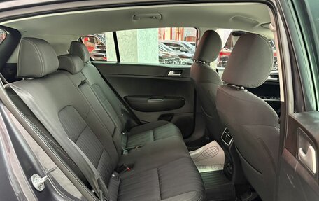 KIA Sportage IV рестайлинг, 2017 год, 2 165 000 рублей, 10 фотография
