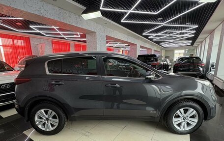 KIA Sportage IV рестайлинг, 2017 год, 2 165 000 рублей, 6 фотография