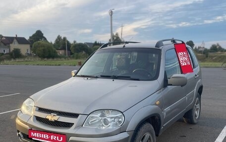 Chevrolet Niva I рестайлинг, 2011 год, 400 000 рублей, 2 фотография