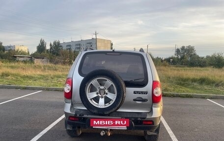 Chevrolet Niva I рестайлинг, 2011 год, 400 000 рублей, 5 фотография