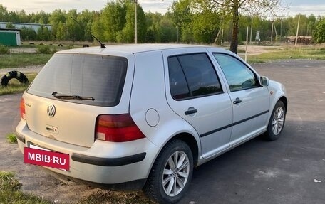 Volkswagen Golf IV, 1998 год, 120 000 рублей, 3 фотография