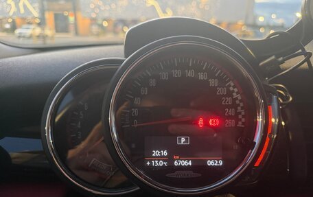 MINI Hatch, 2019 год, 2 700 000 рублей, 10 фотография