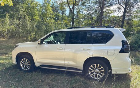 Toyota Land Cruiser Prado 150 рестайлинг 2, 2019 год, 4 900 000 рублей, 6 фотография
