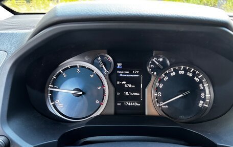 Toyota Land Cruiser Prado 150 рестайлинг 2, 2019 год, 4 900 000 рублей, 8 фотография