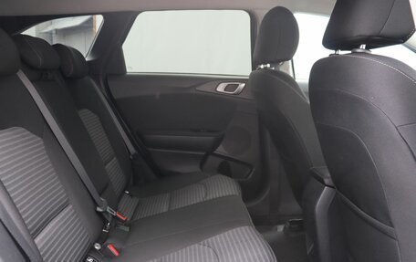 KIA cee'd III, 2022 год, 2 350 000 рублей, 21 фотография