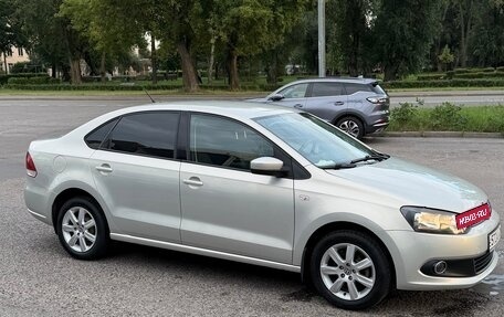 Volkswagen Polo VI (EU Market), 2012 год, 890 000 рублей, 2 фотография