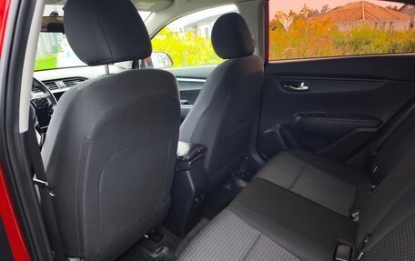 KIA Rio IV, 2021 год, 1 700 000 рублей, 10 фотография