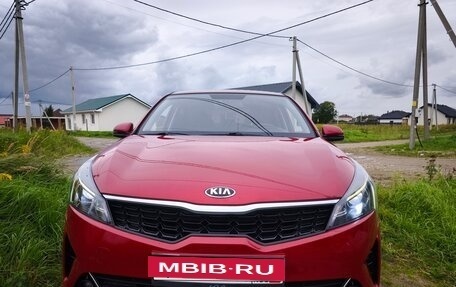 KIA Rio IV, 2021 год, 1 700 000 рублей, 3 фотография