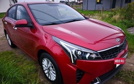 KIA Rio IV, 2021 год, 1 700 000 рублей, 2 фотография