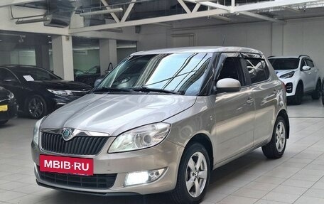 Skoda Fabia II, 2012 год, 490 000 рублей, 3 фотография