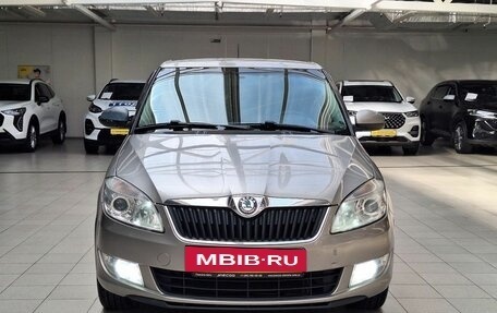 Skoda Fabia II, 2012 год, 490 000 рублей, 2 фотография