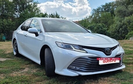 Toyota Camry, 2020 год, 2 850 000 рублей, 2 фотография