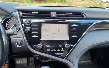 Toyota Camry, 2020 год, 2 850 000 рублей, 17 фотография