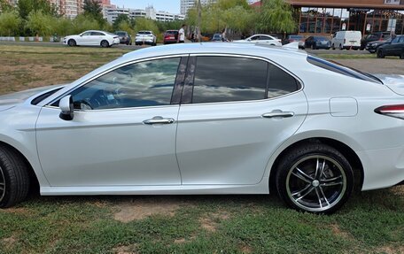 Toyota Camry, 2020 год, 2 850 000 рублей, 10 фотография