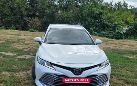 Toyota Camry, 2020 год, 2 850 000 рублей, 9 фотография